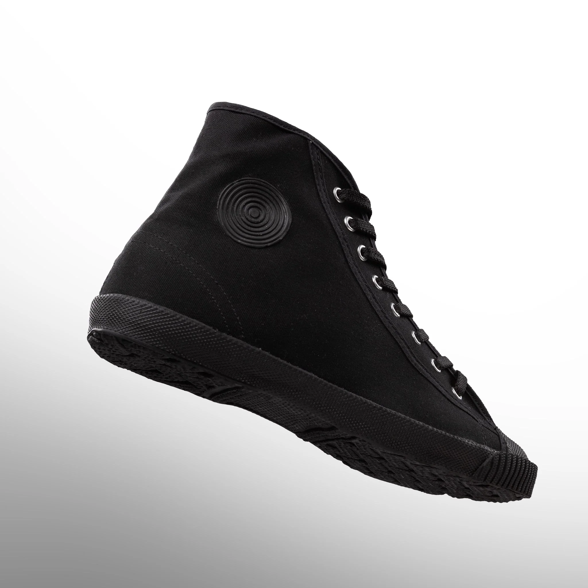 South African Bata 'Takkie' Hockey Sneakers - Image 10